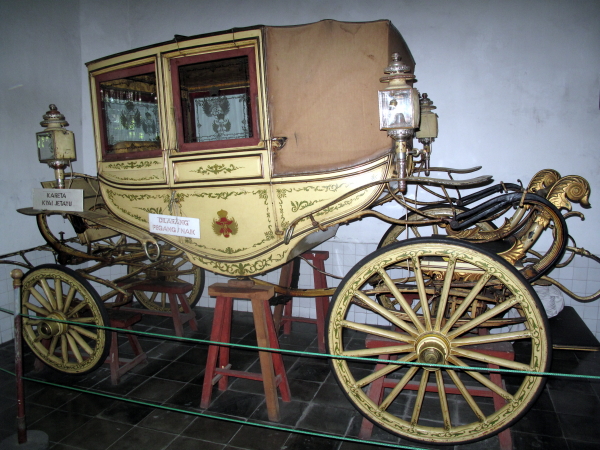 Simple yet ornate carriage fit for a princess