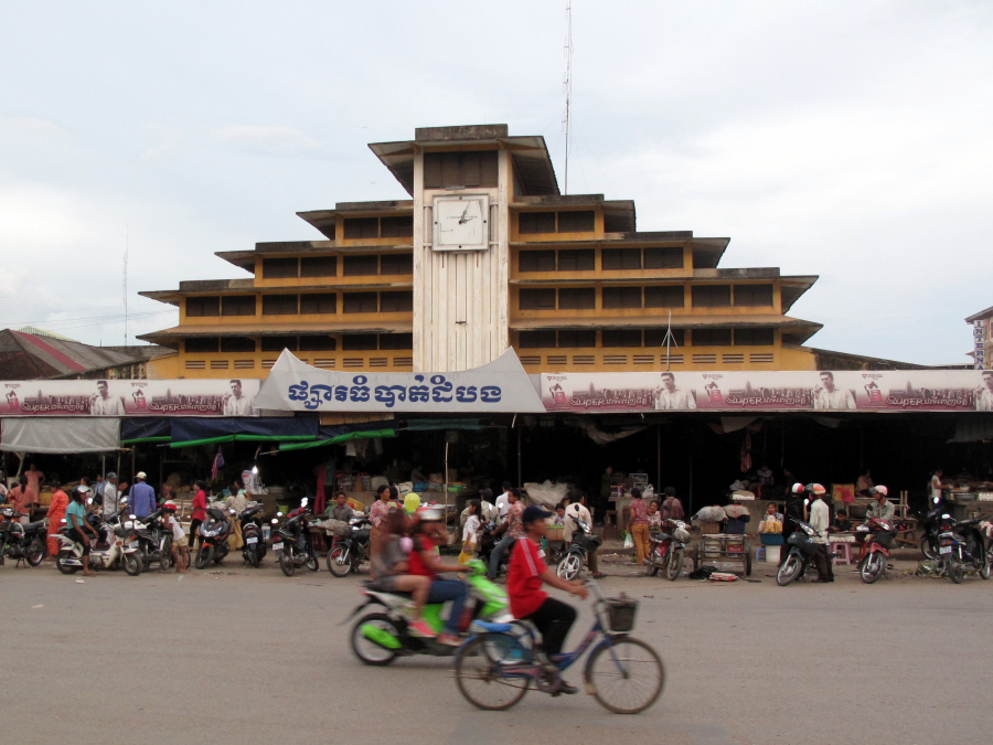 Psar Nat, the main market of Battambang
