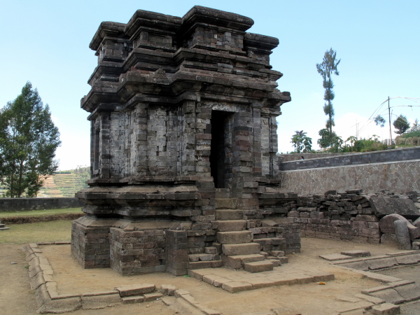 A lone temple near the museum