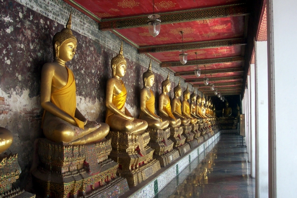 Buddha statues