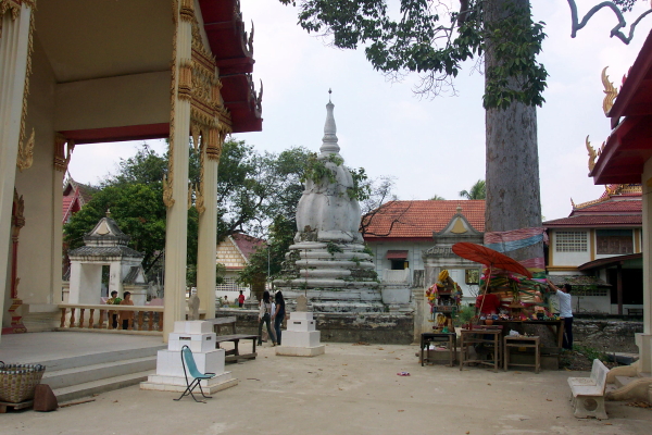 Big Tree temple