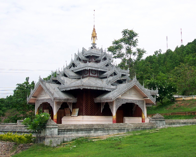 Reclining Buddha