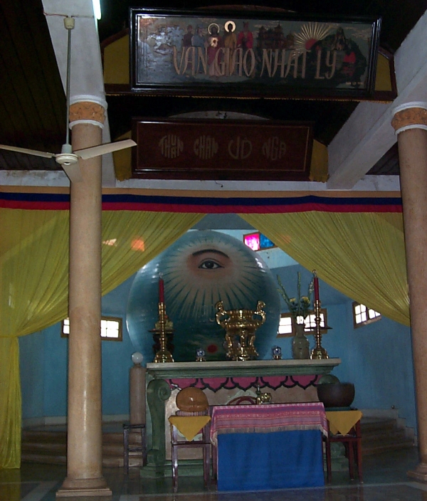 Cao Dai Altar
