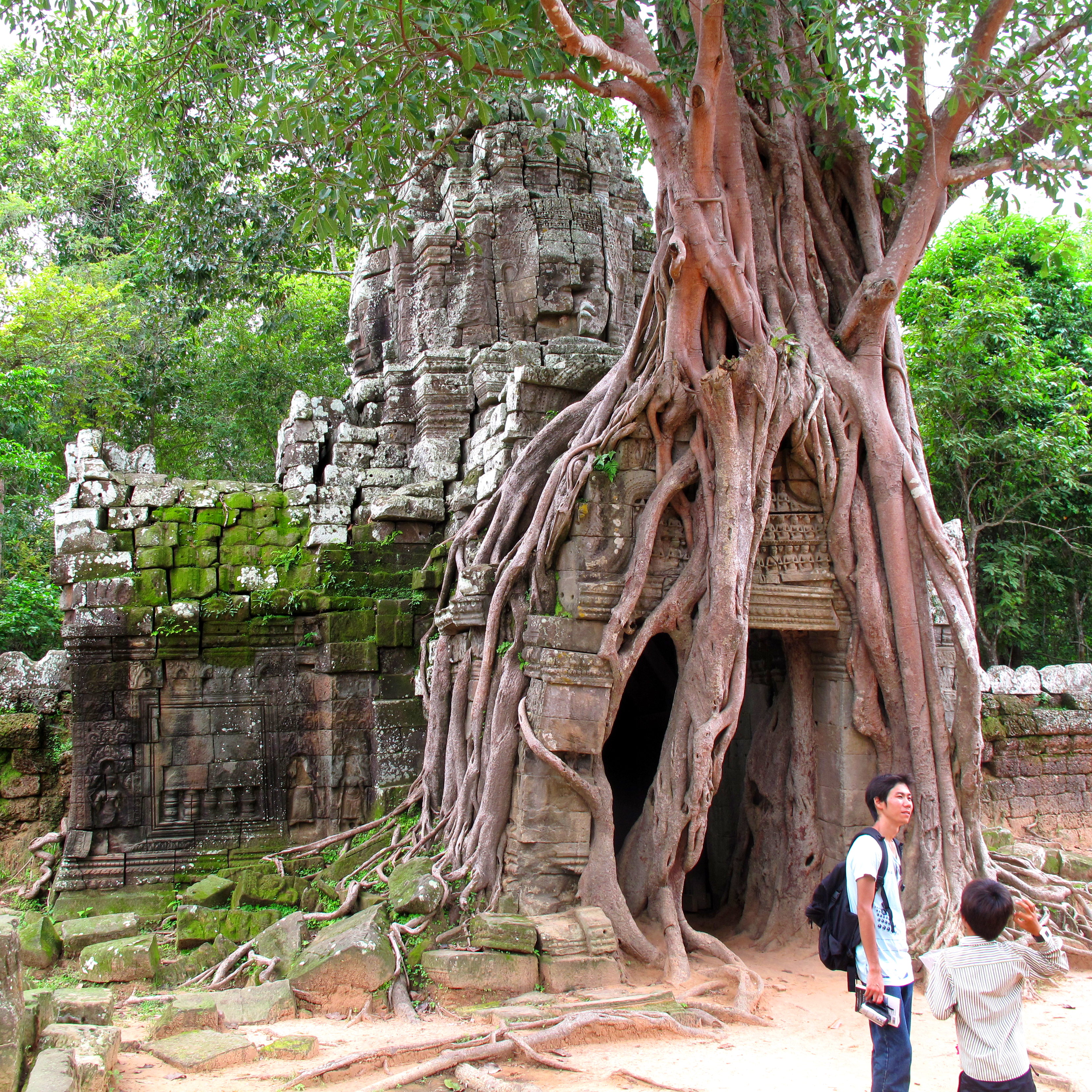 East Gate to Ta Som