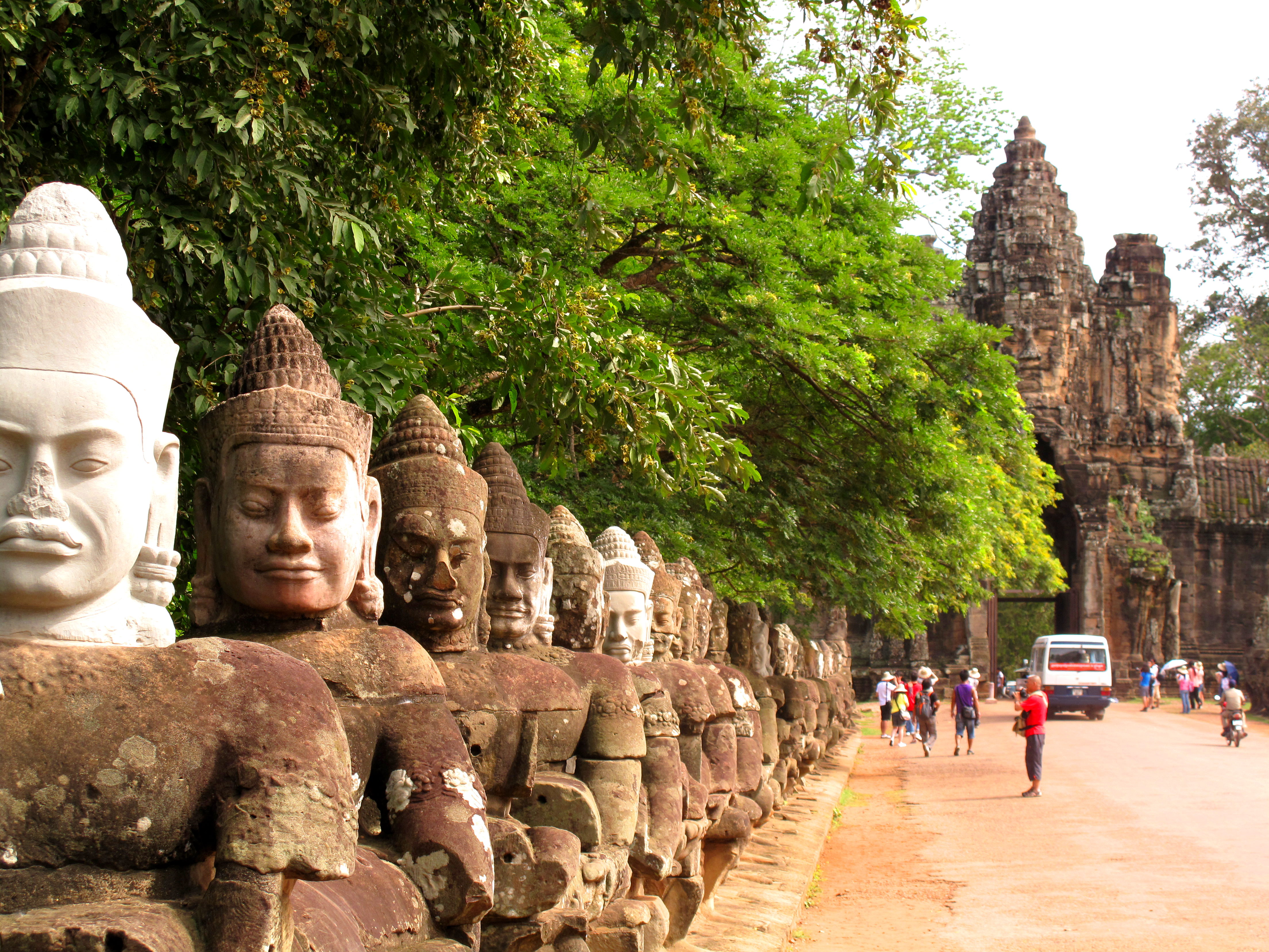 Angkor Thom Gateway