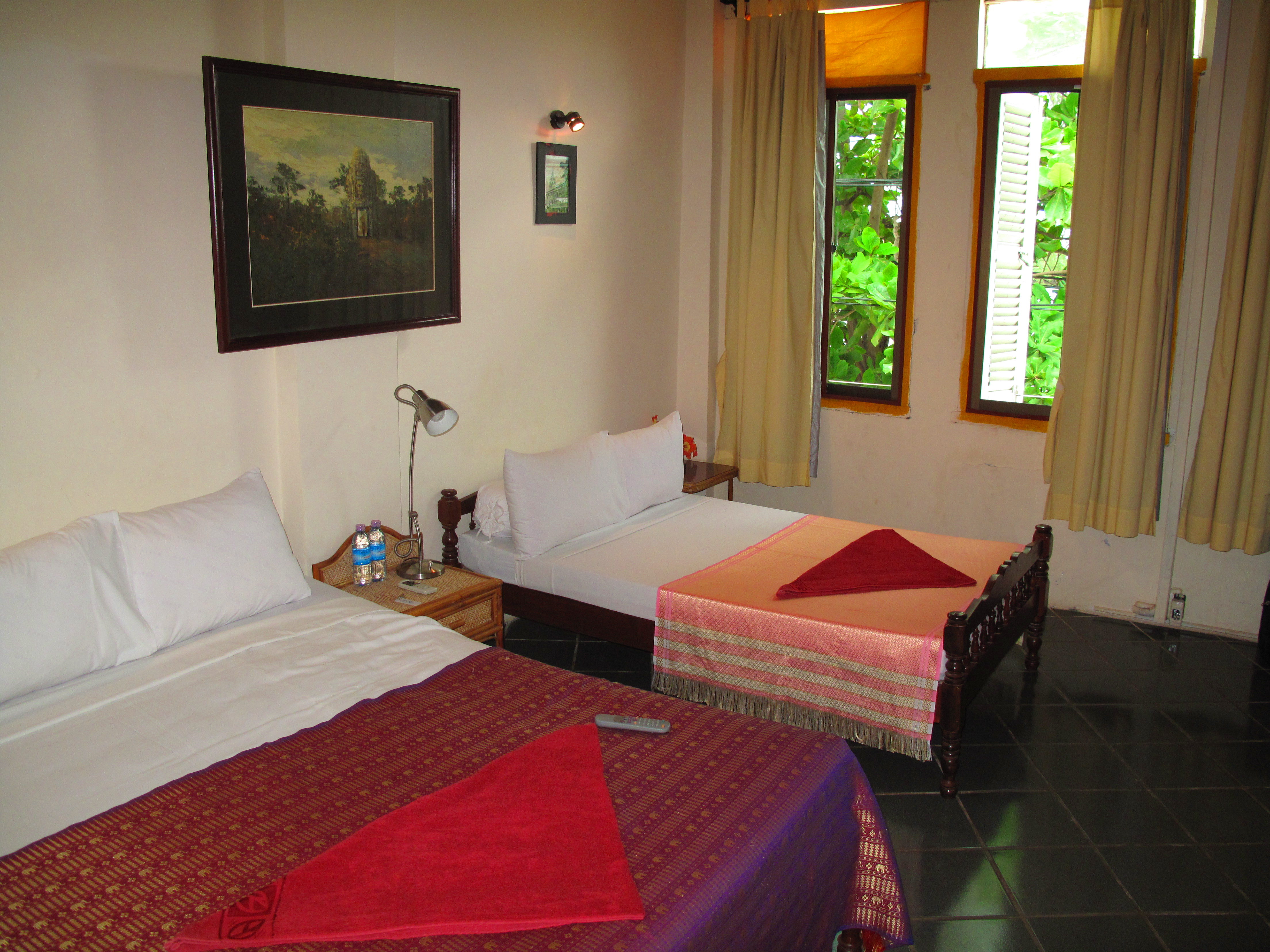 Bokor Mountain Lodge Room