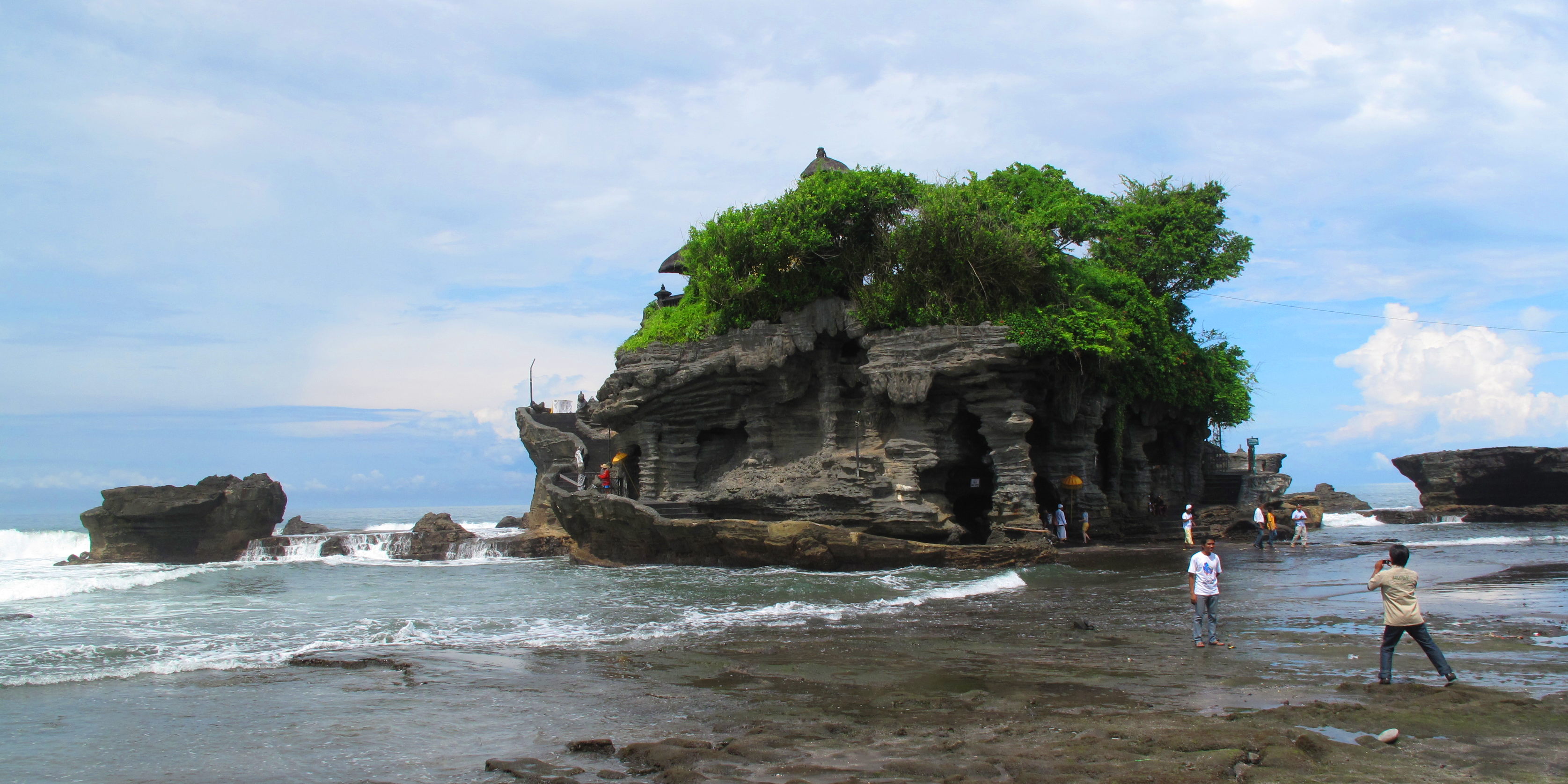 Tanah Lot Temple