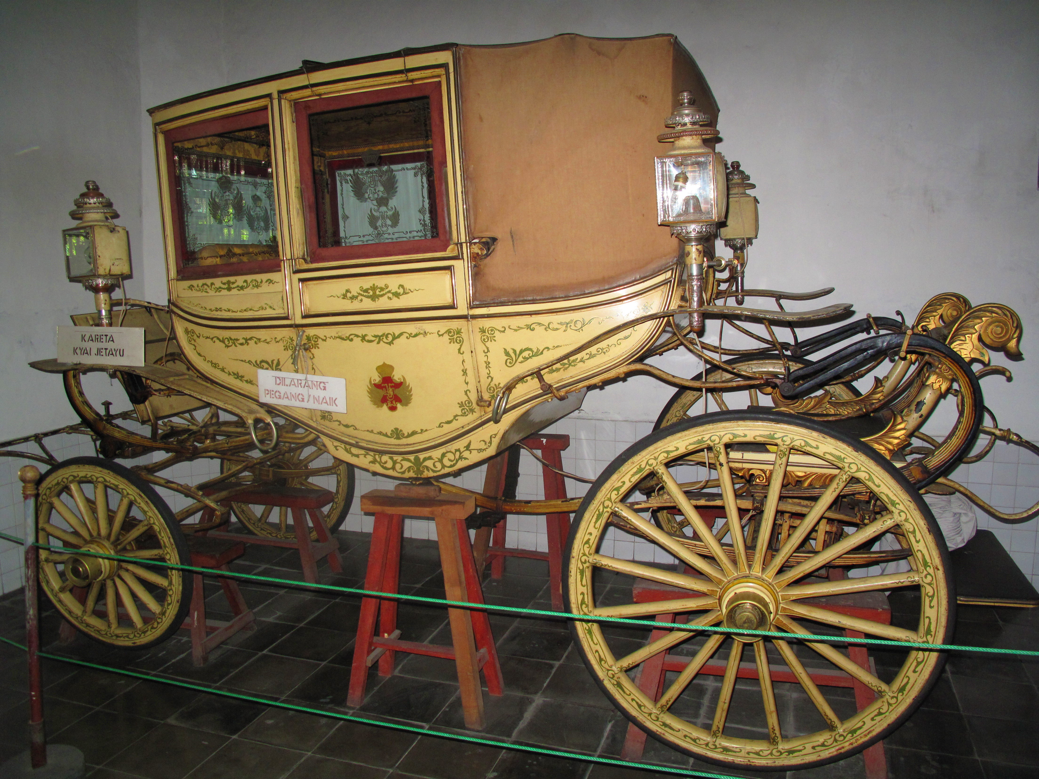 Simple yet ornate carriage fit for a princess