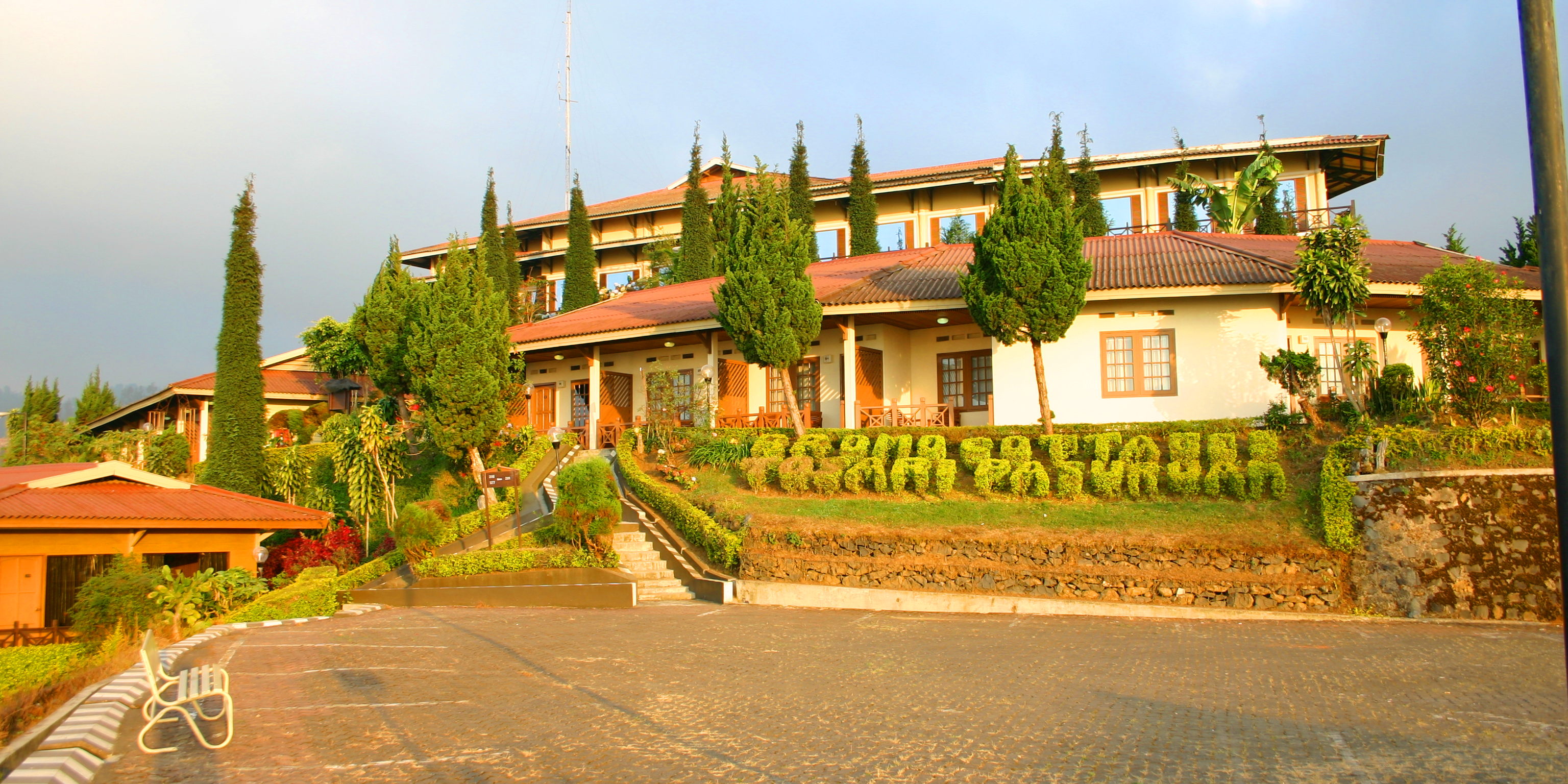 Bromo Cottages