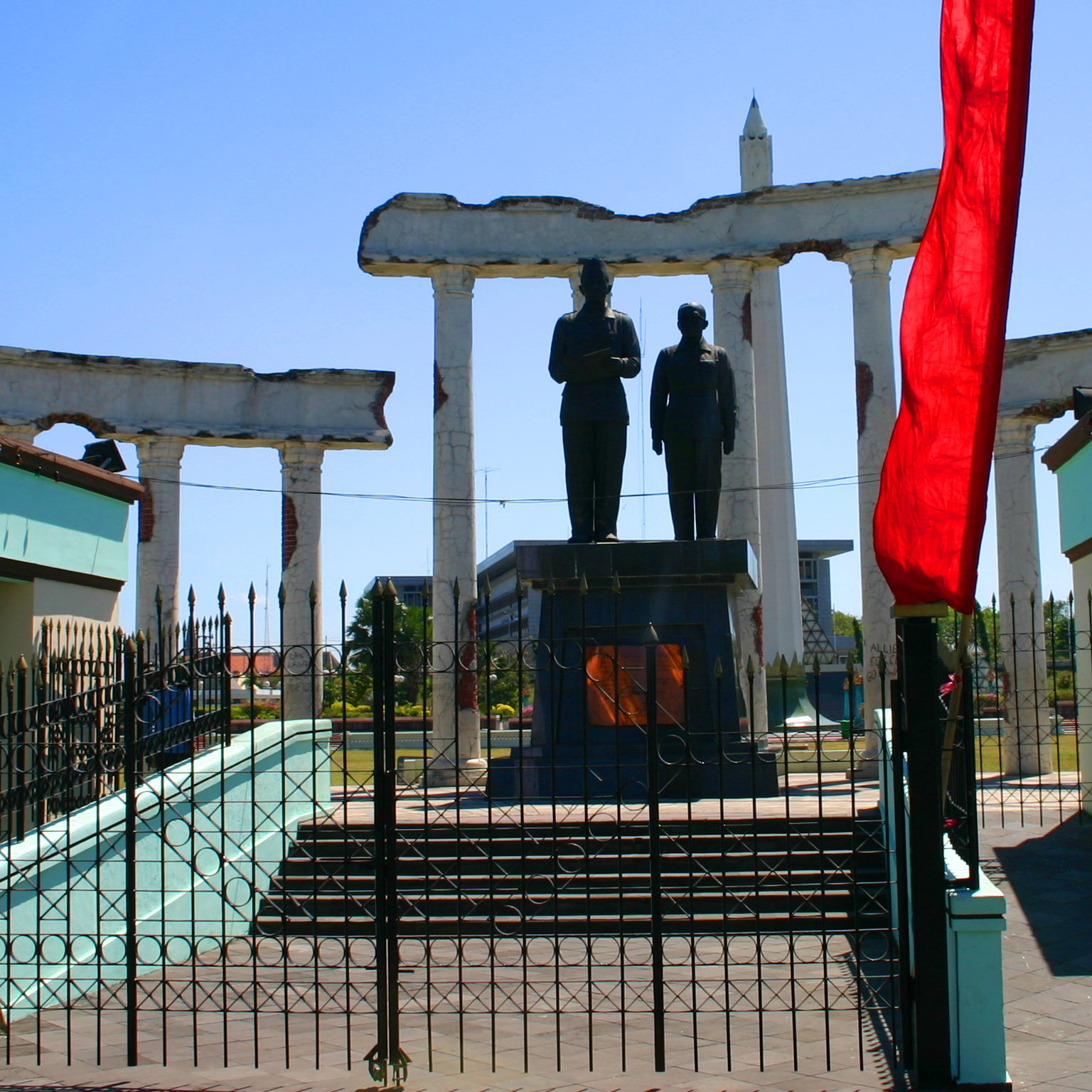 Heroes monument