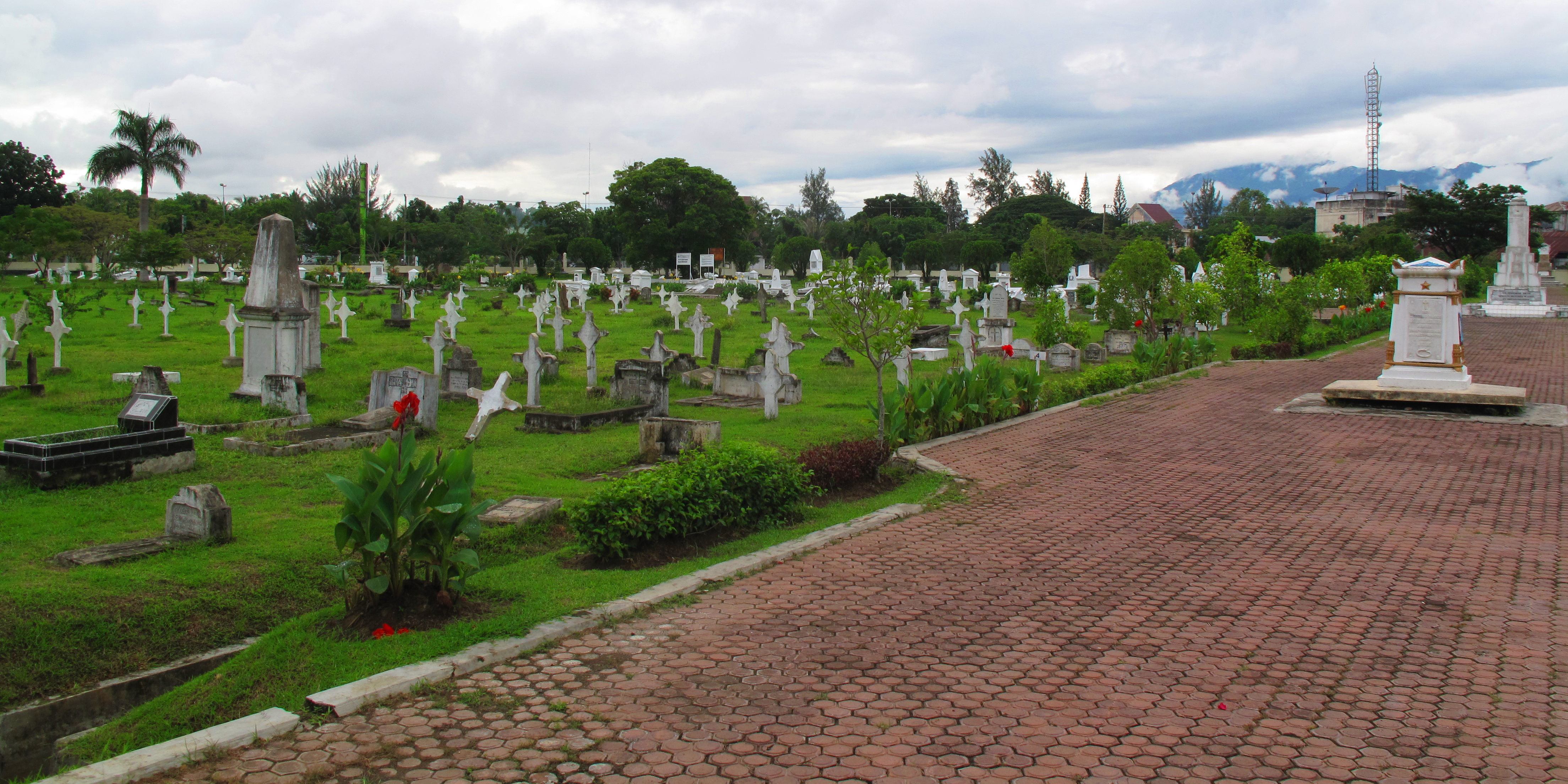 Dutch Cemetery