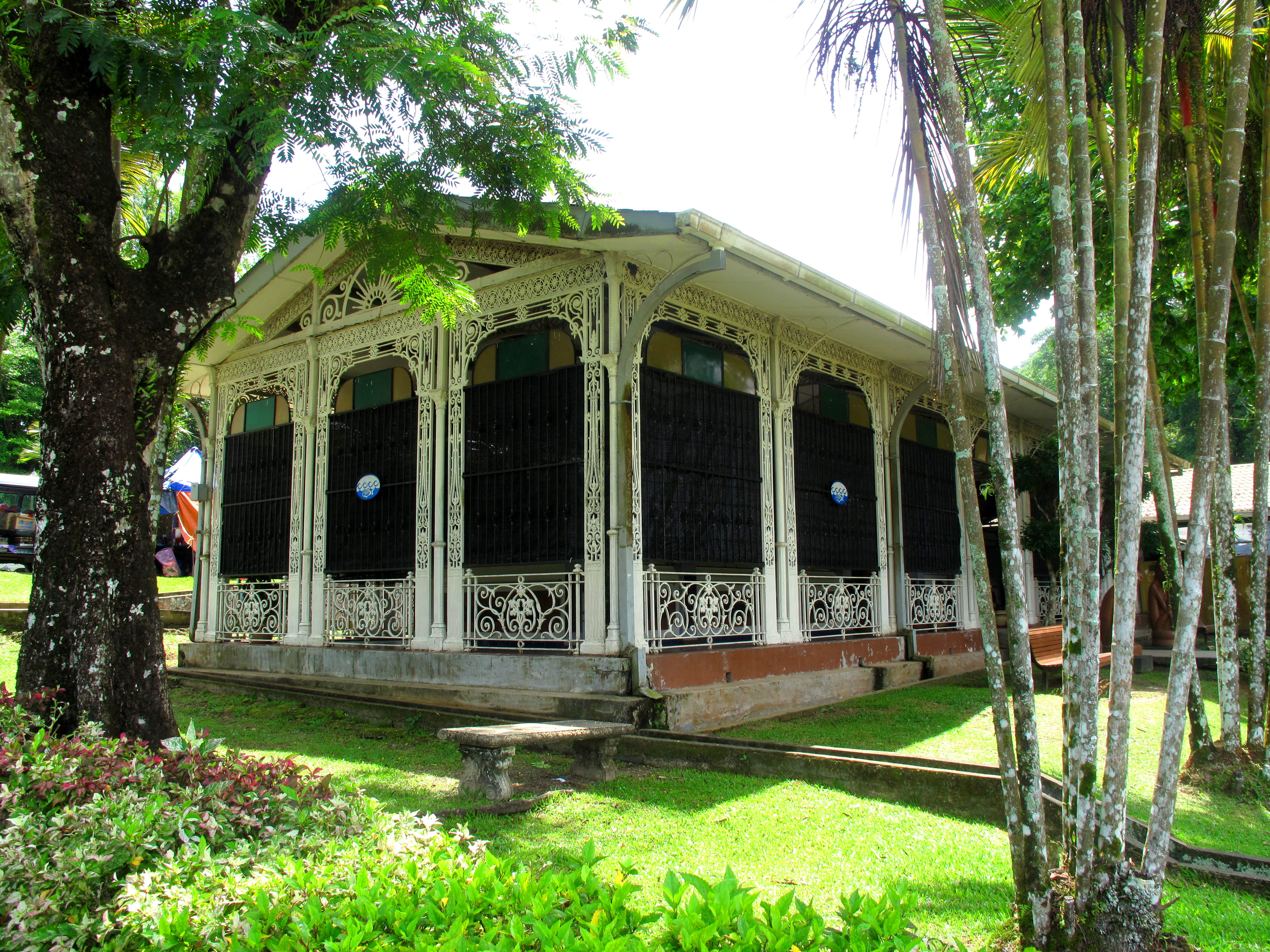 Sarawak Museum Aquarium