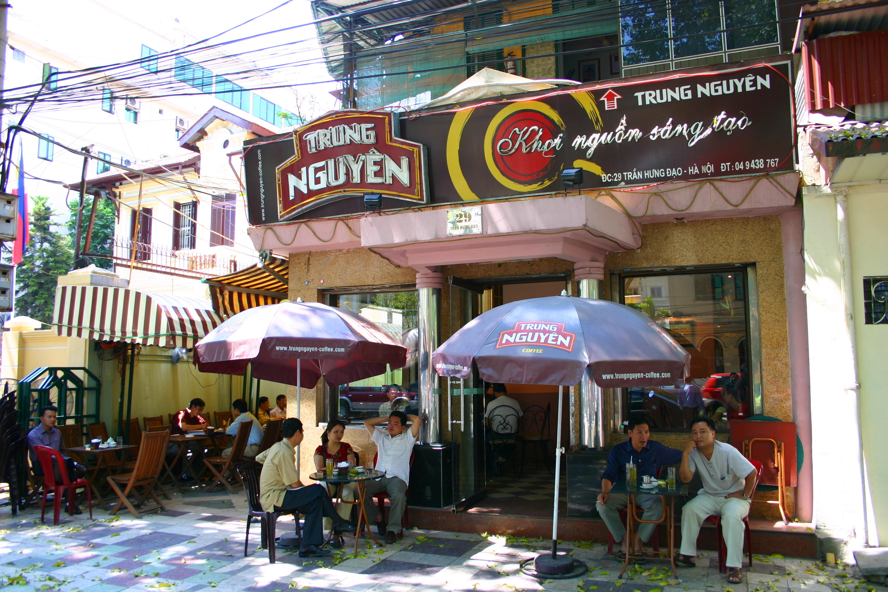 Trung Nguyen Coffee Shop